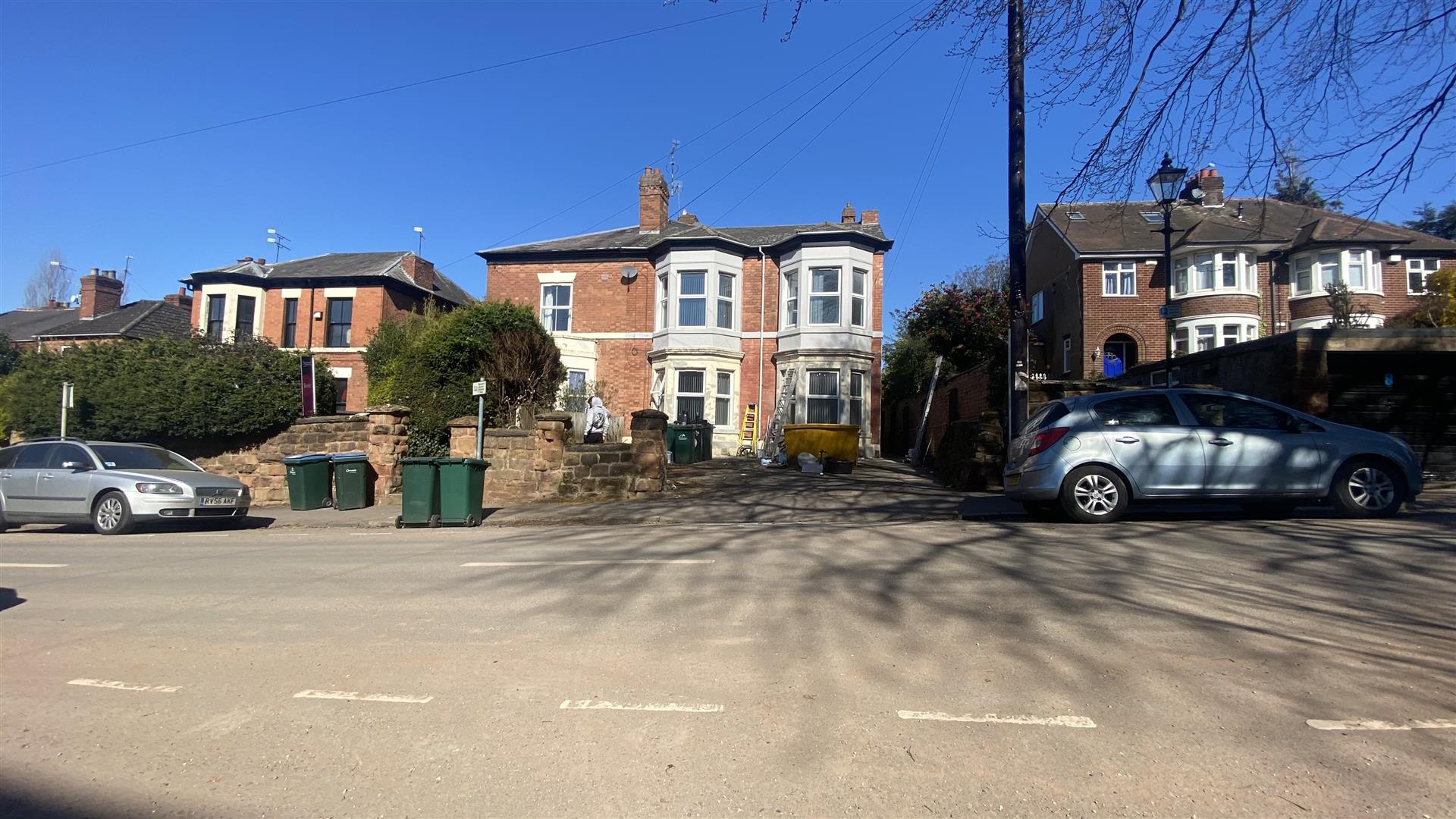 Flat Middleborough Road in Coventry
