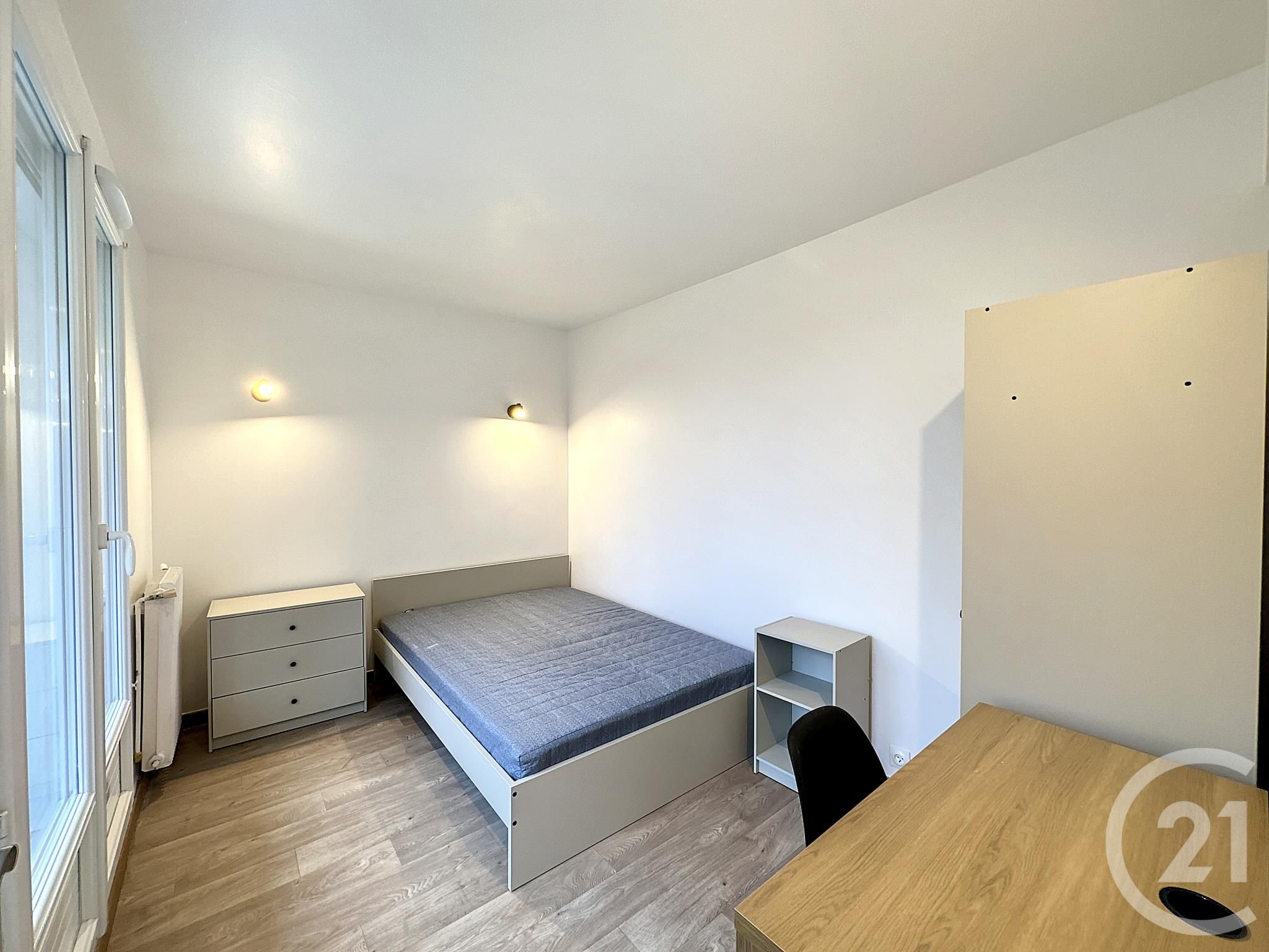 Chambre Allée des Roseraies à Orléans