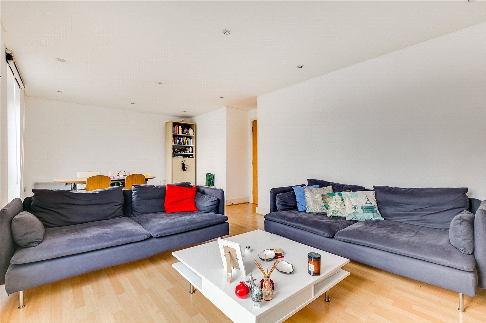 Flat Owen Street in Greater London