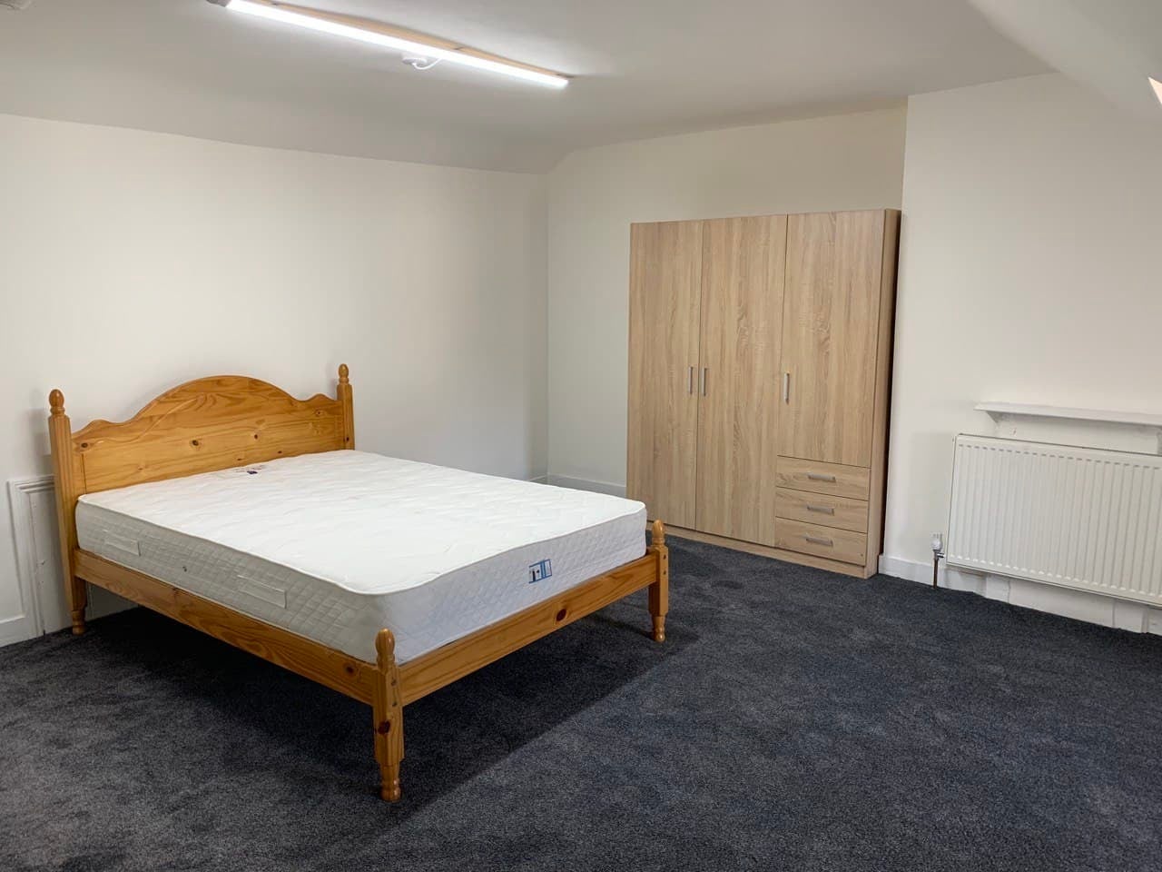 Flat Woodsley Road in Leeds