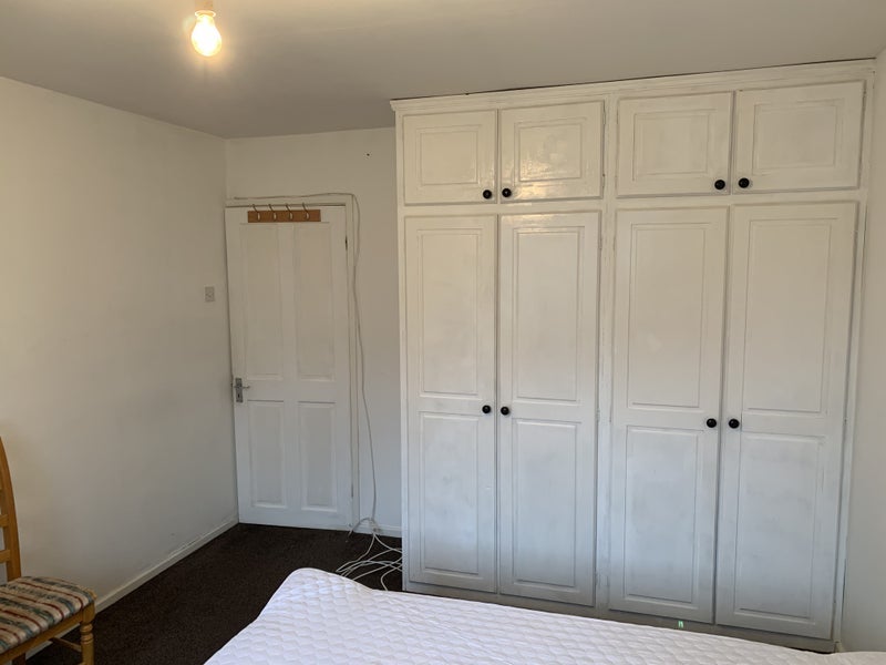 Room Greenhill Road in Birmingham