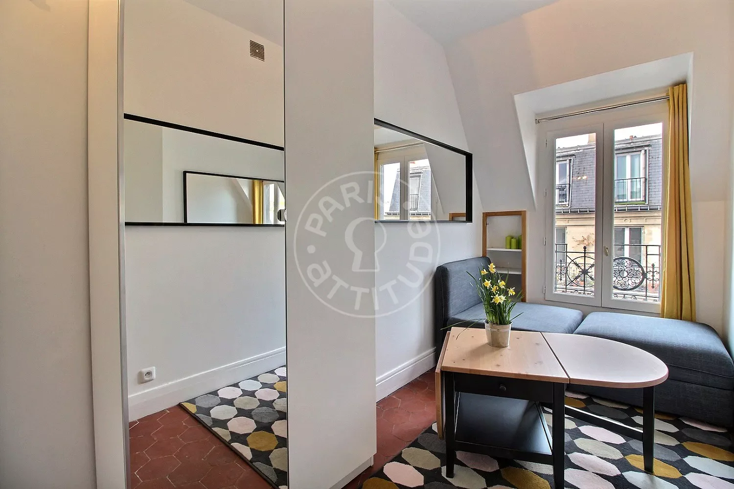 Flat Rue Marguerite de Rochechouart in Paris
