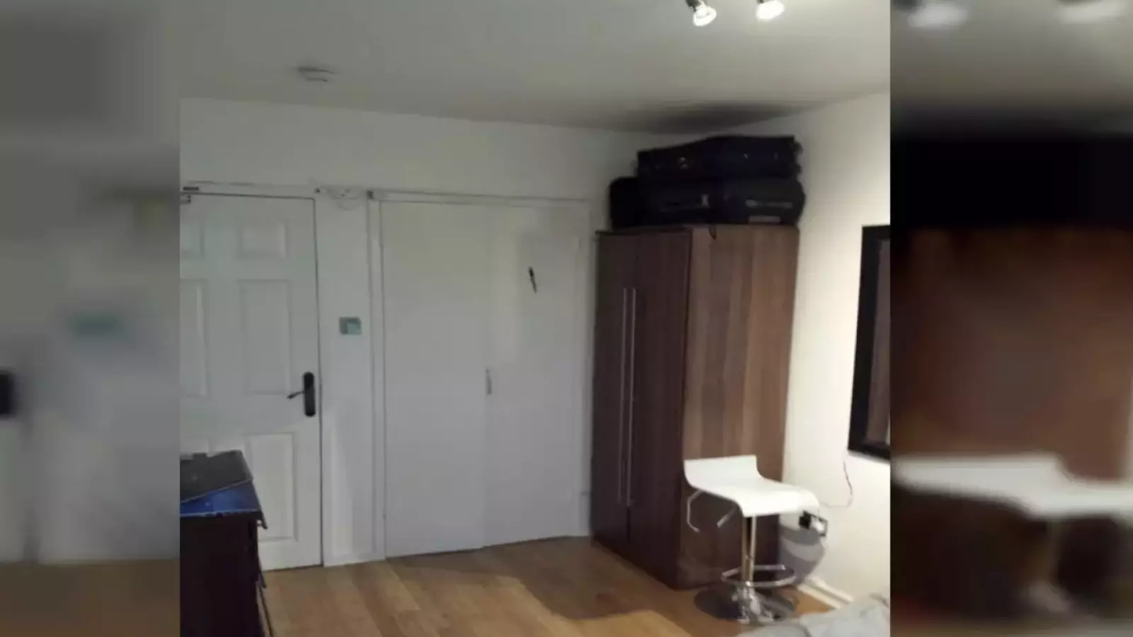 Flat Sherfield Gardens in Greater London