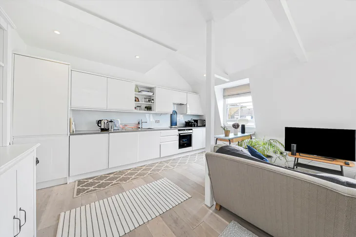 Flat Warrington Crescent in City of Westminster
