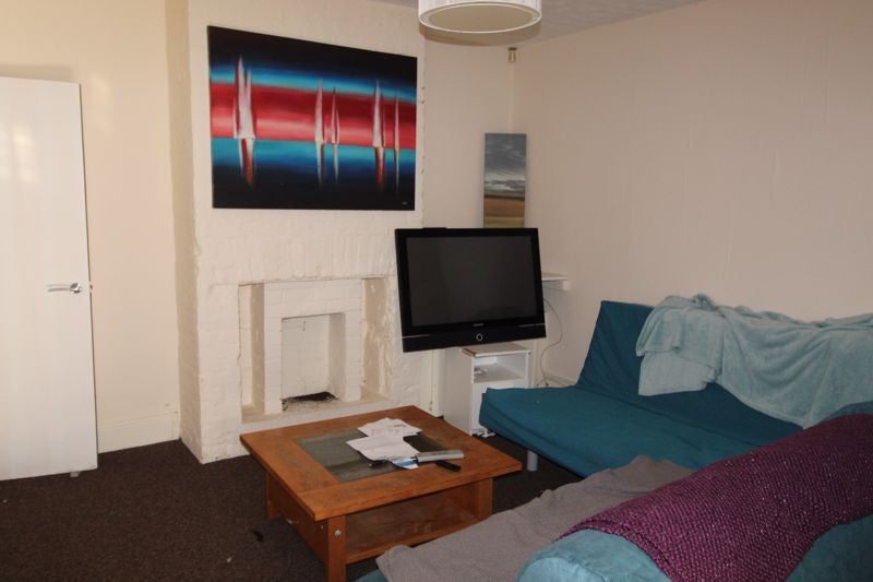 Flat Wycliffe Road in Bournemouth