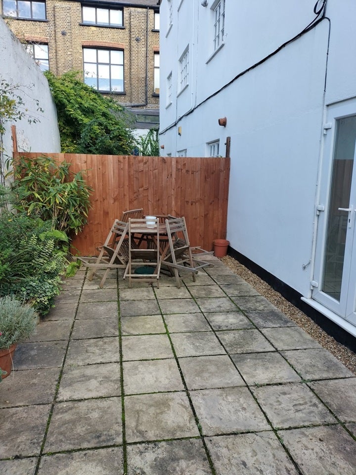 Flat Ronalds Road in Greater London