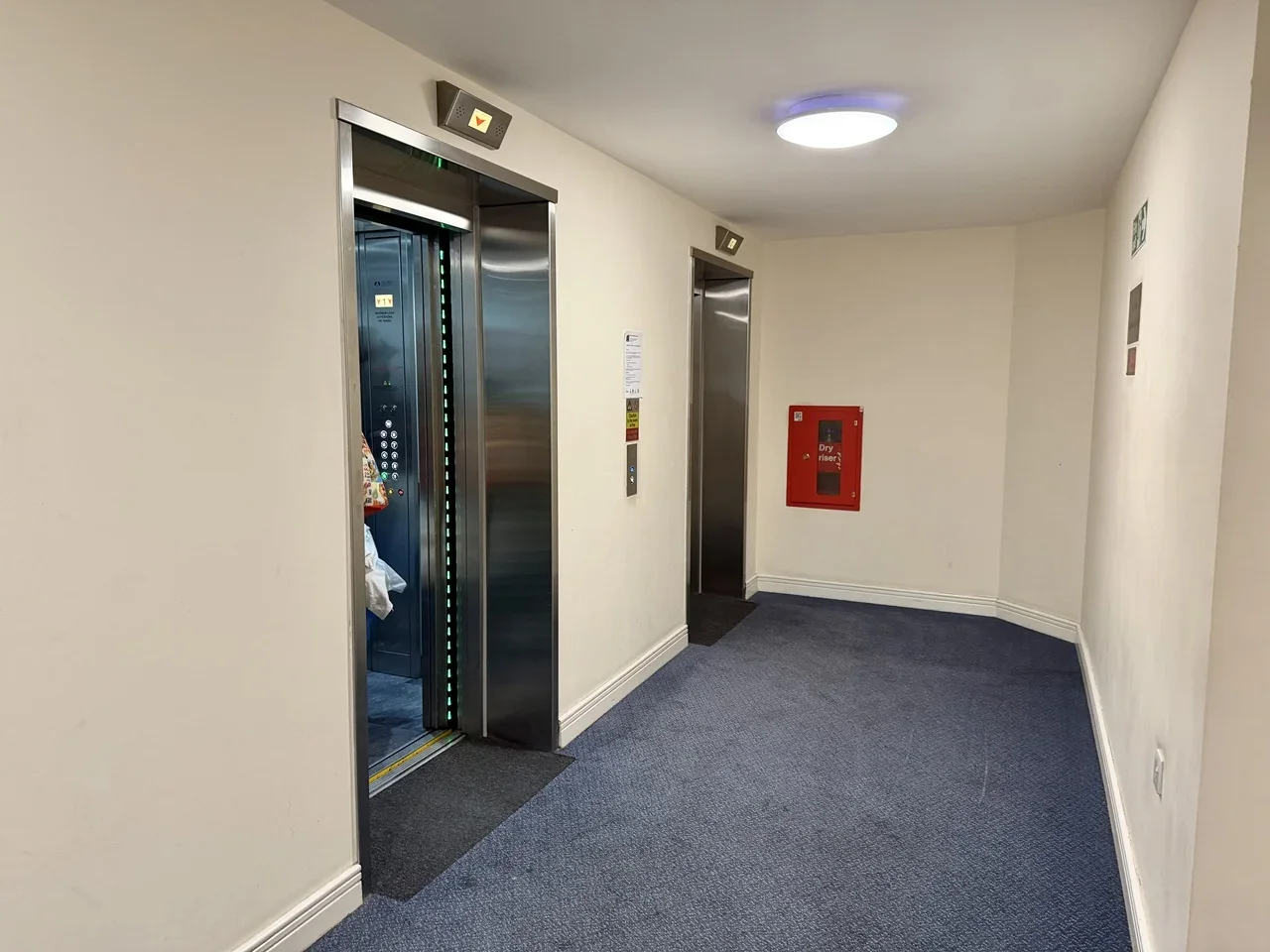 Room High Street in Greater London