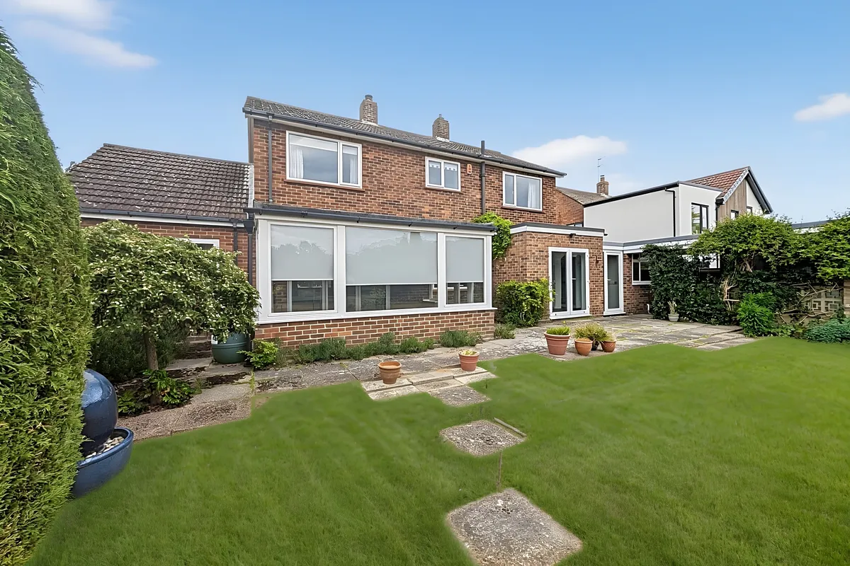House Heath Road in Broadland