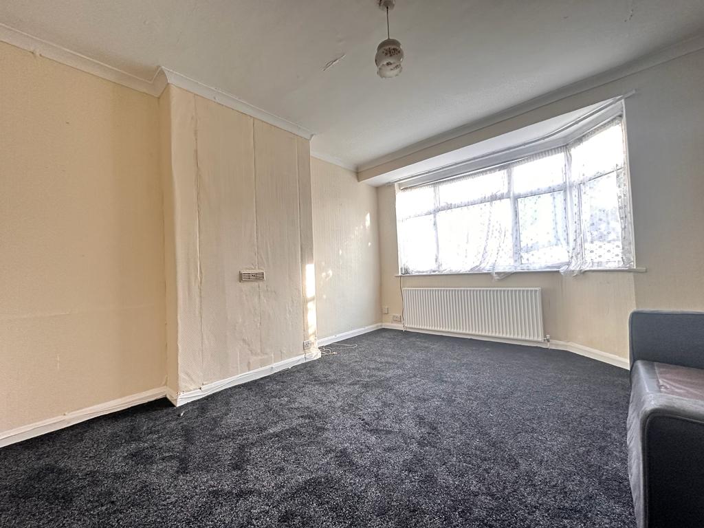 Flat Balfour Road in Greater London