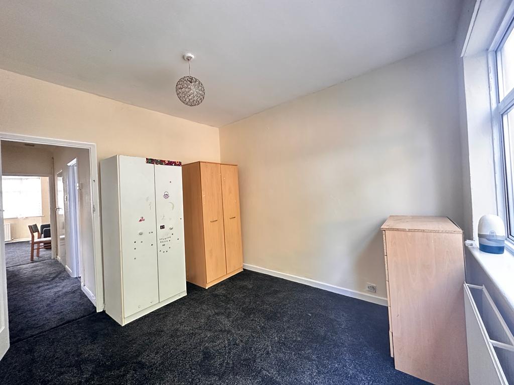 Flat Balfour Road in Greater London