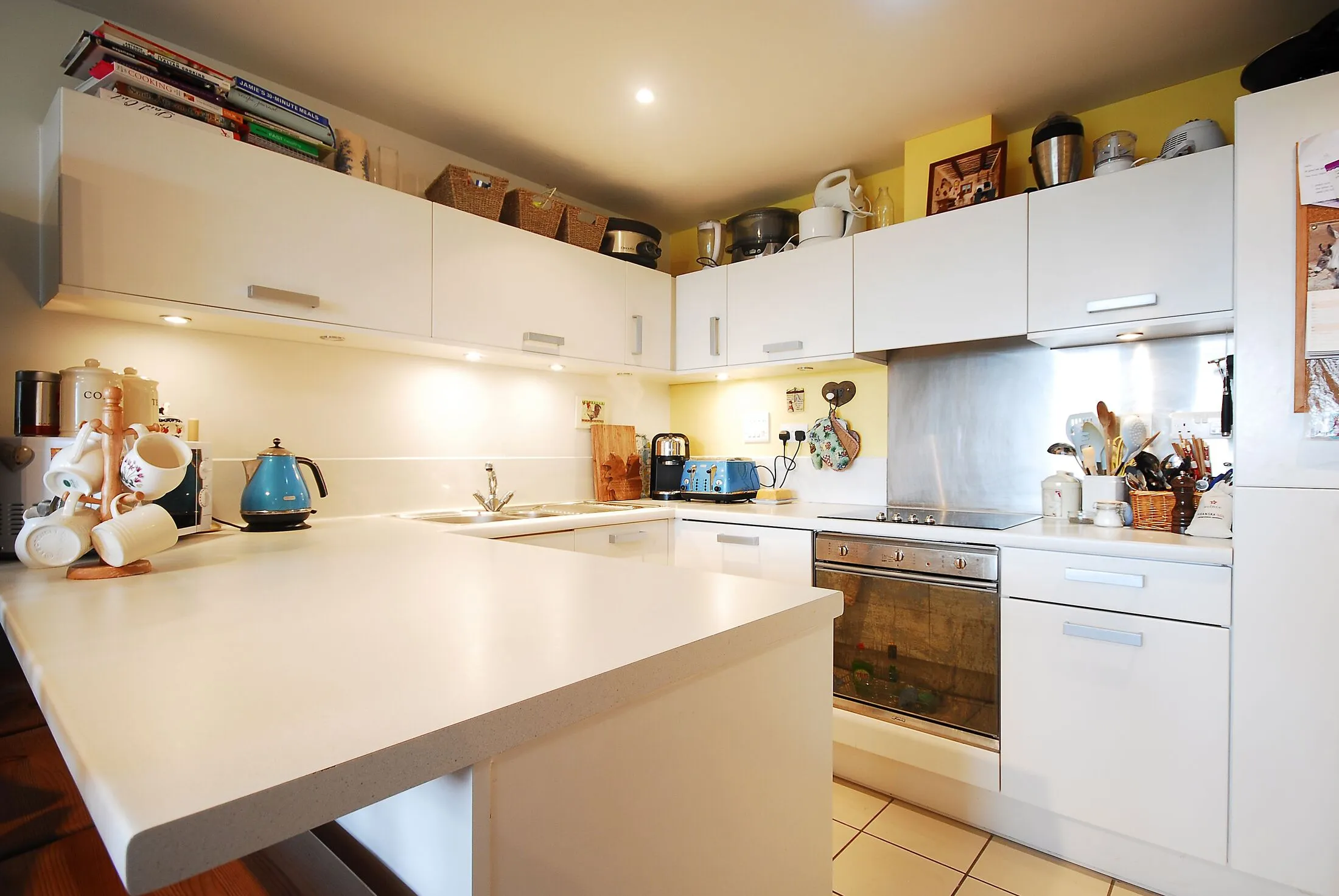 Flat Lewiston Close in Greater London