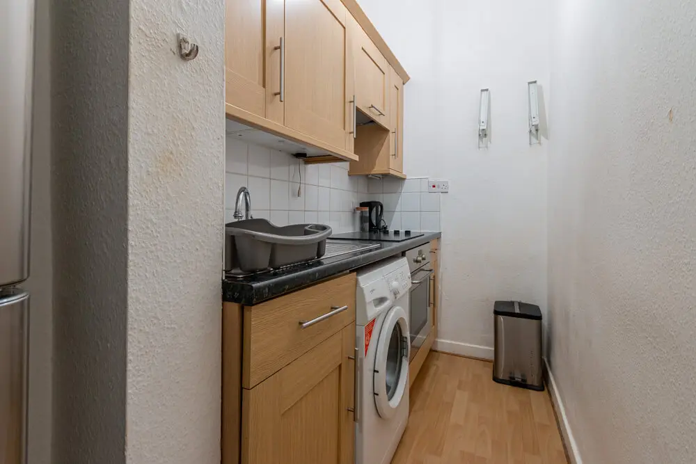 Flat Broughton Road in City of Edinburgh