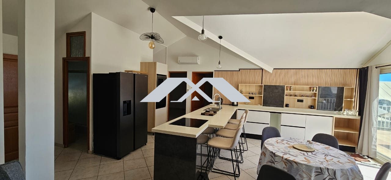 Flat Chemin des Thuyas in Saint-Denis