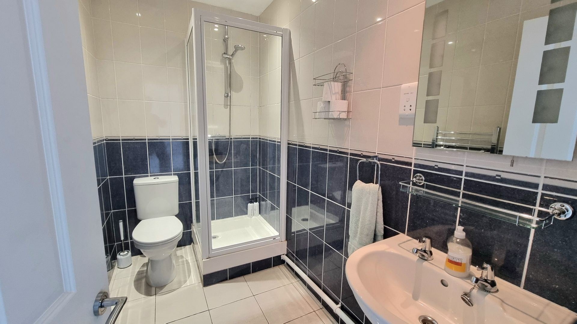 Flat Collington Avenue in Rother