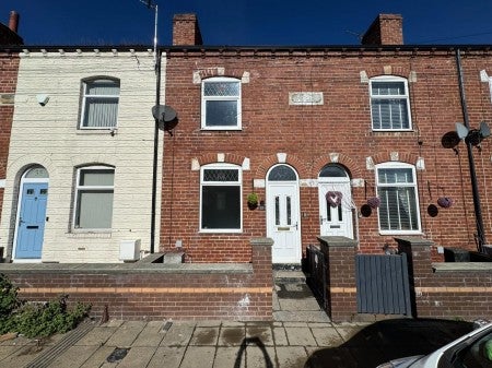 House Roundhill Road in Wakefield