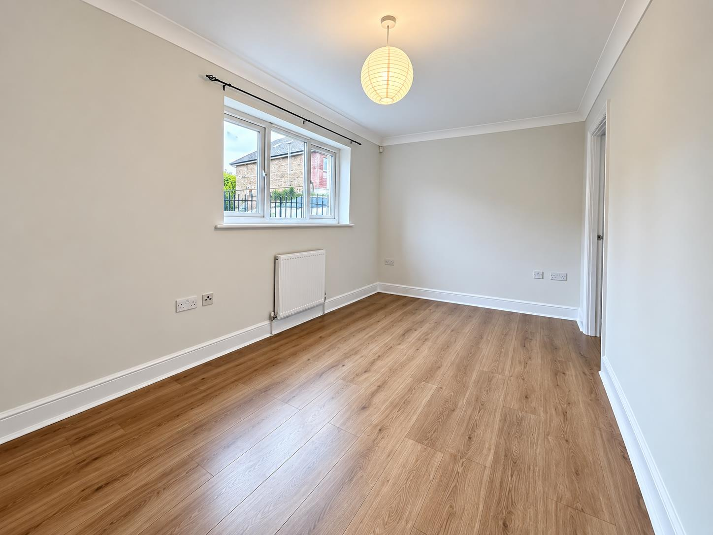 Flat East Street in Epsom and Ewell