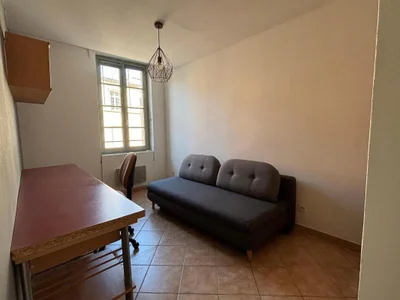 Appartement Place Maurice Faure à Romans-sur-Isère