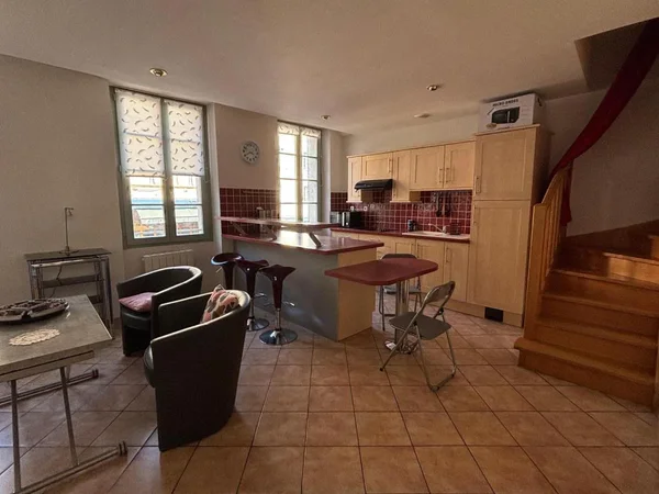 Appartement Place Maurice Faure à Romans-sur-Isère