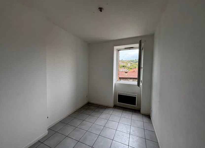 Flat Rue Anatole France in Rive-de-Gier