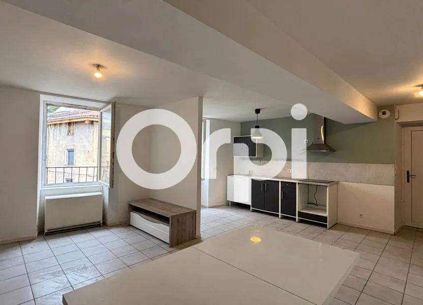 Flat Rue Anatole France in Rive-de-Gier