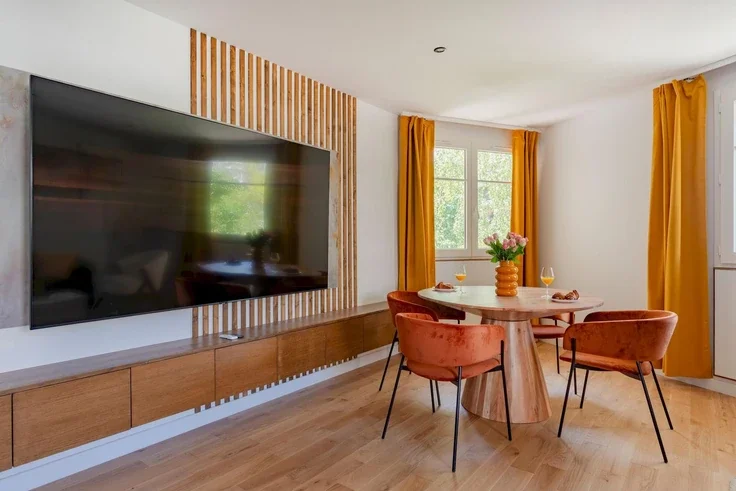 Flat Allée Le Titien in Courbevoie