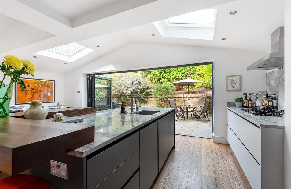 House Felsham Road in Greater London