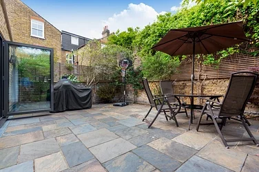 House Felsham Road in Greater London