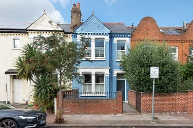 House Felsham Road in Greater London