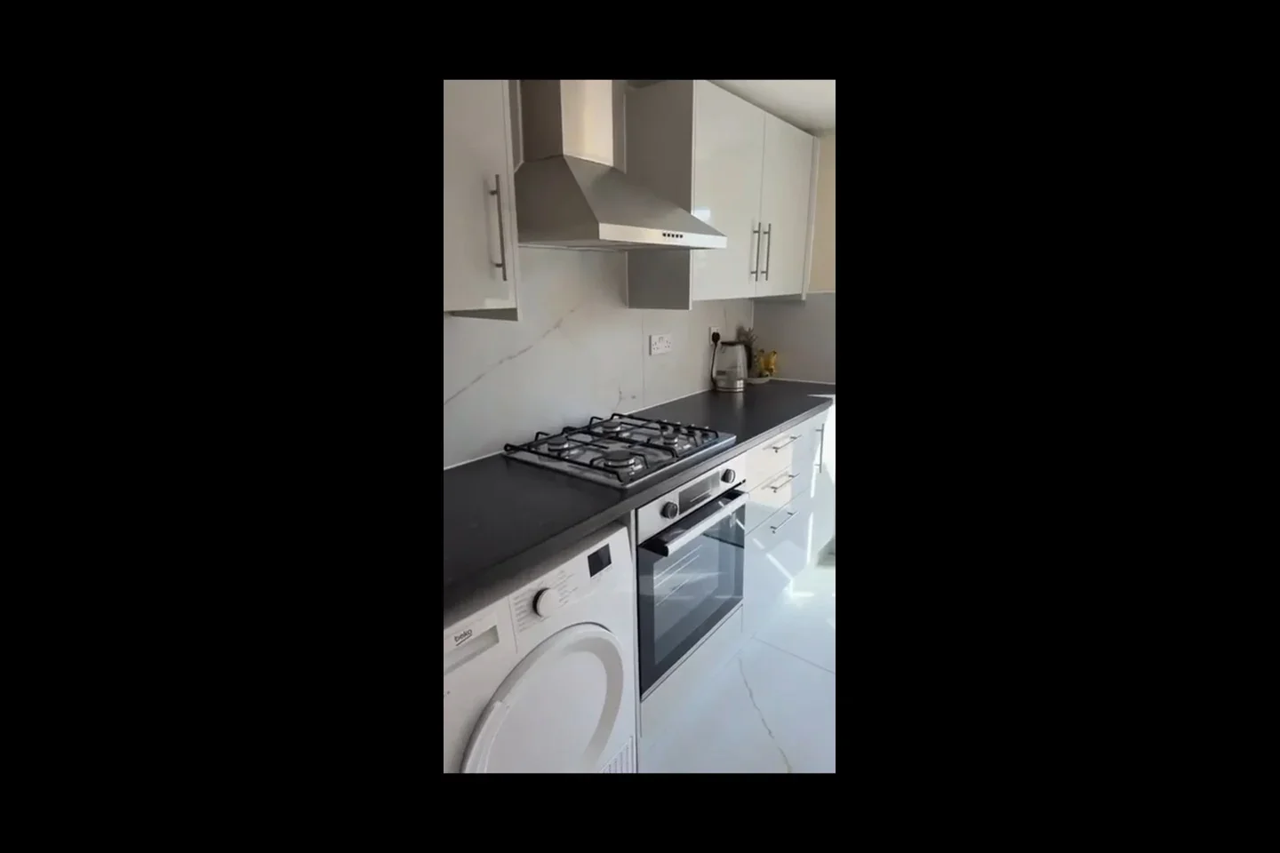 House Morley Crescent West in Greater London
