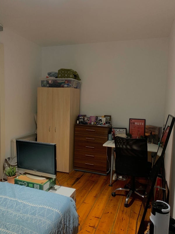 Room Back Church Lane in Greater London