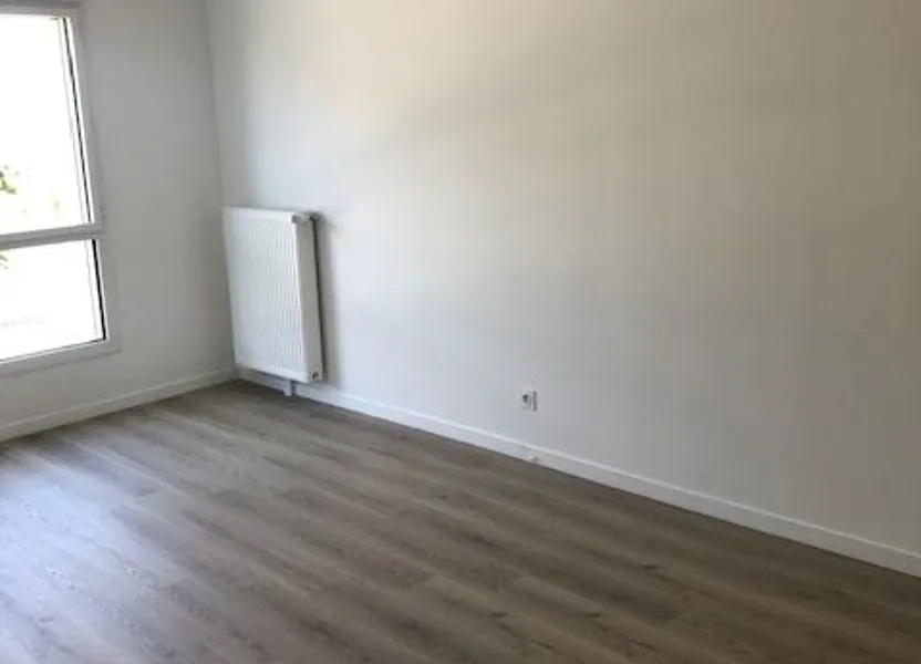 Flat Esplanade Fernand de Magellan in Noisy-le-Grand