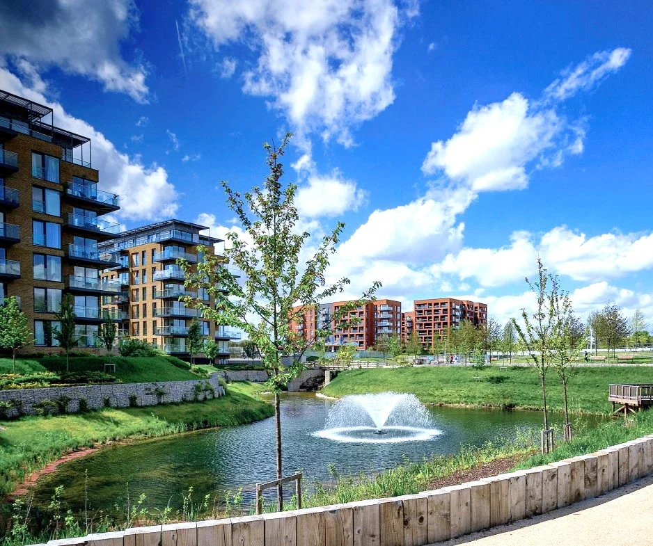 Flat Astell Road in Greater London