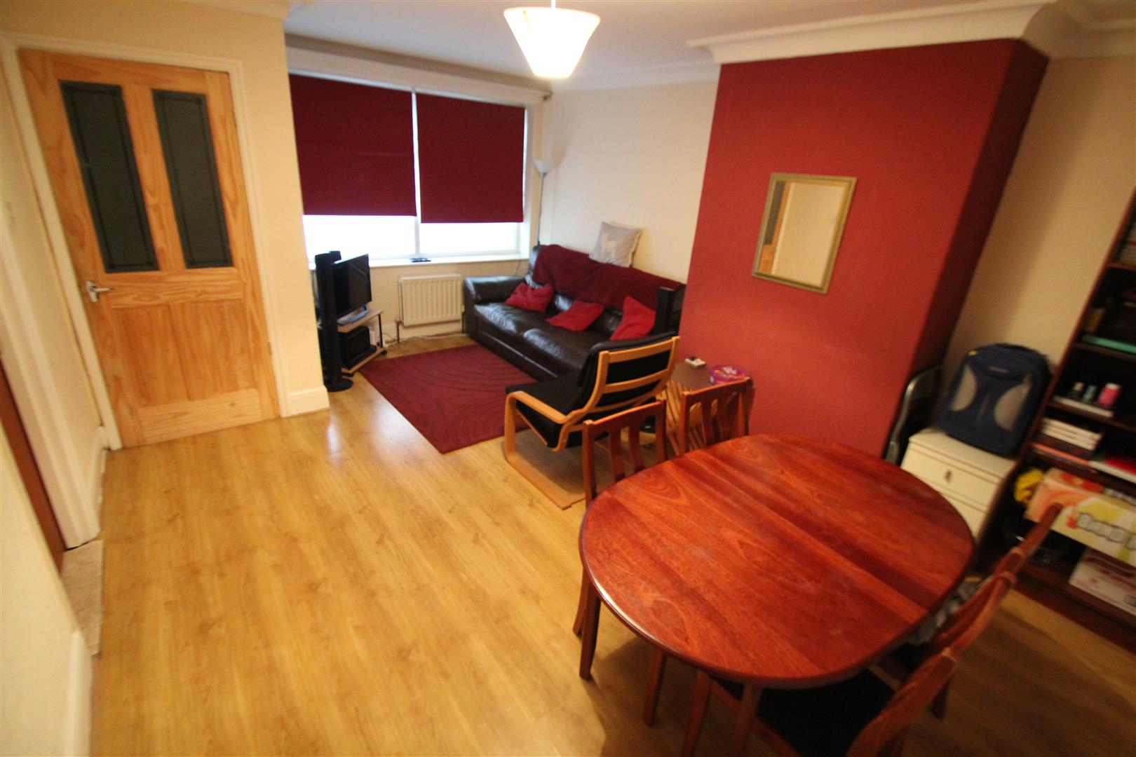 Flat Hessle Walk in Leeds