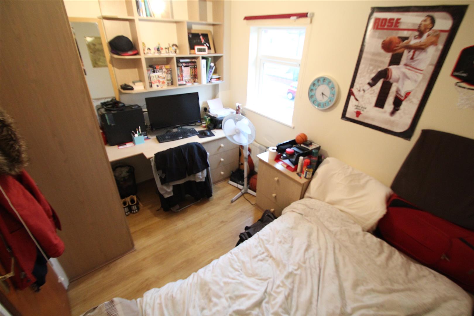 Flat Hessle Walk in Leeds