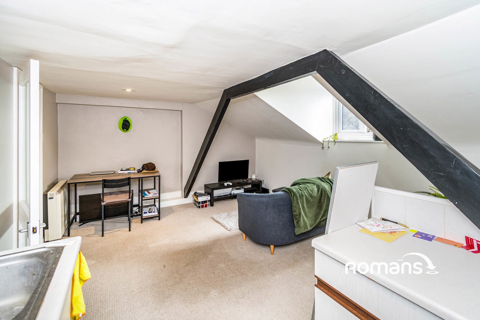 Flat Jewry Street in Winchester