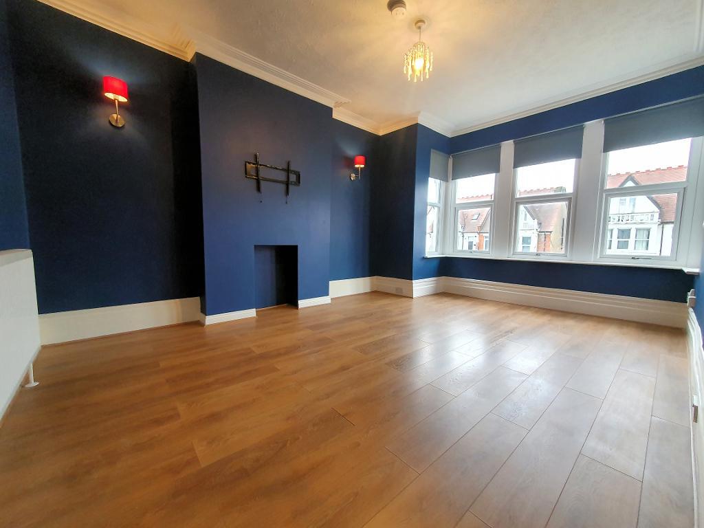 Flat Genesta Road in Southend-on-Sea
