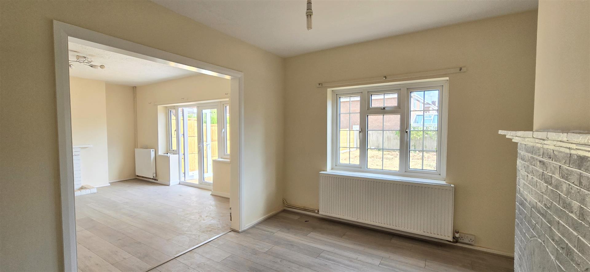 House Ilbury Close in Shinfield