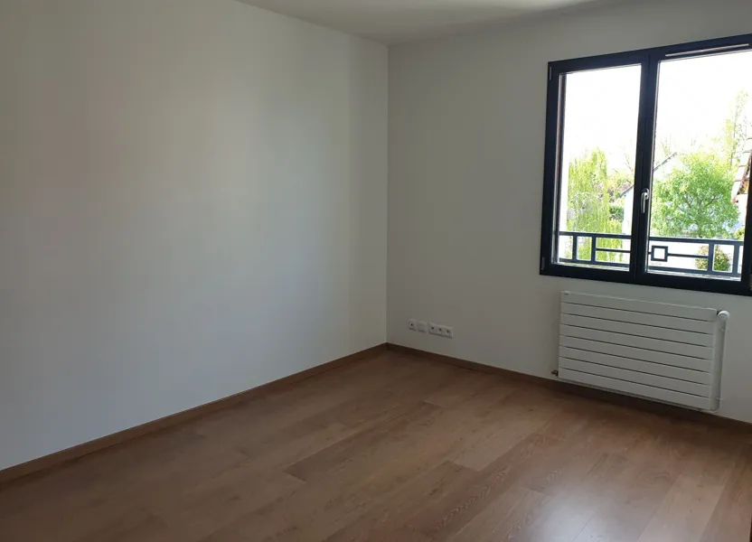 Maison Rue des Frères Lumière à Melun