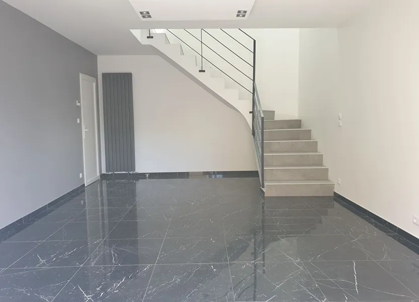 Maison Rue des Frères Lumière à Melun
