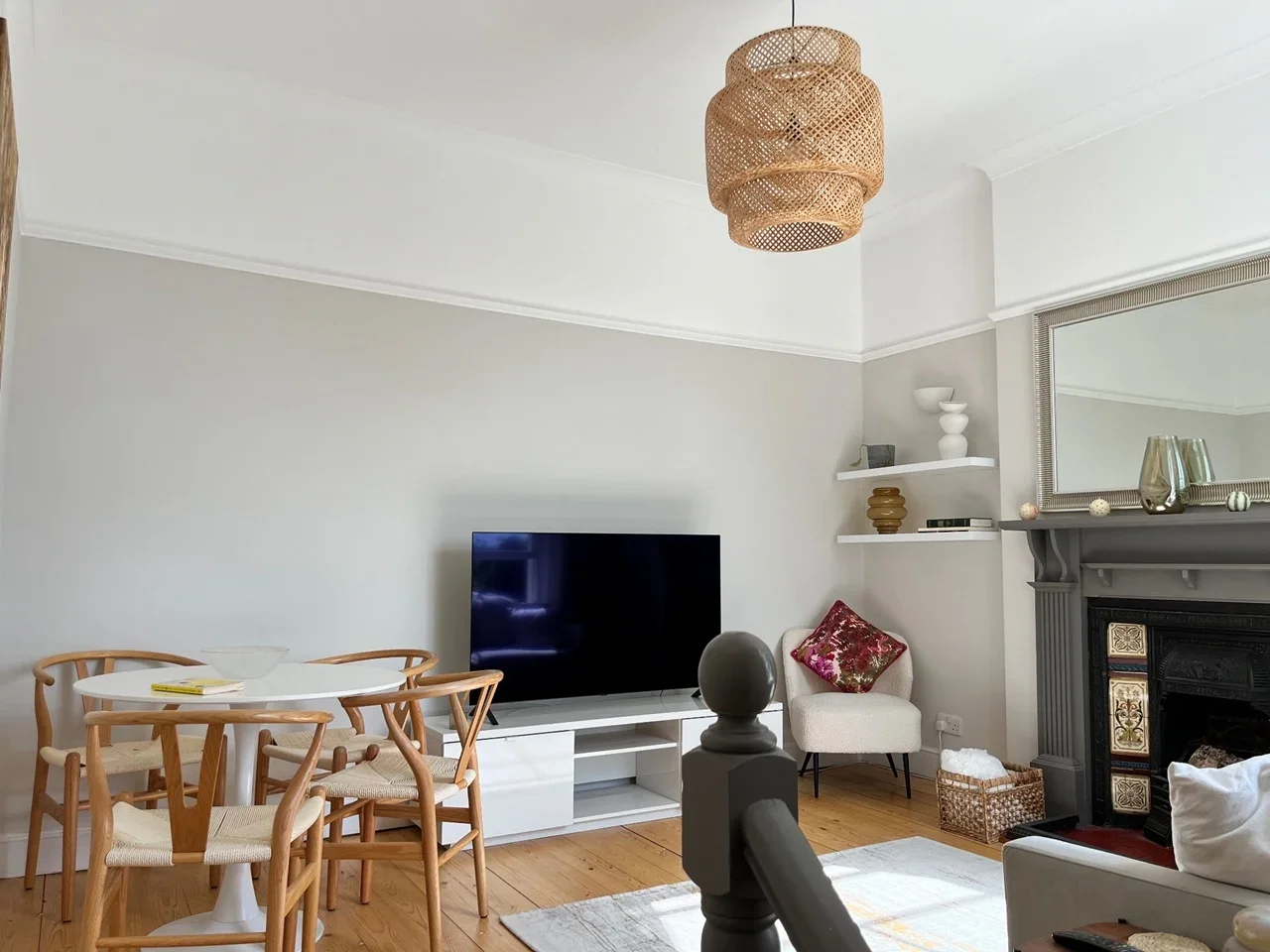 Flat Jerningham Road in Greater London