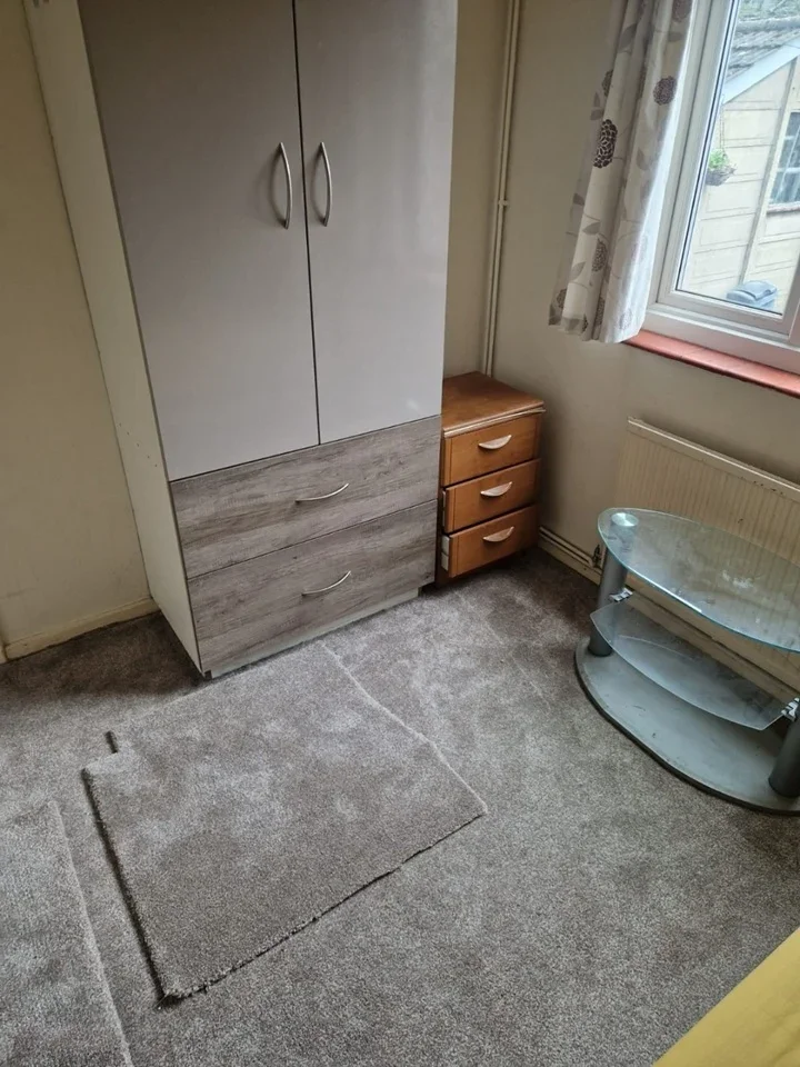 Room Maxwell Road in Greater London