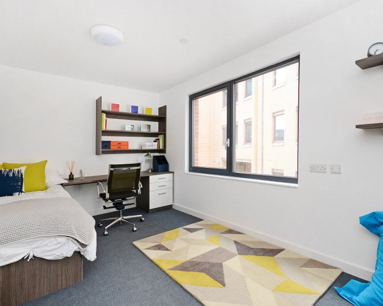 Flat Charles Street in Sheffield