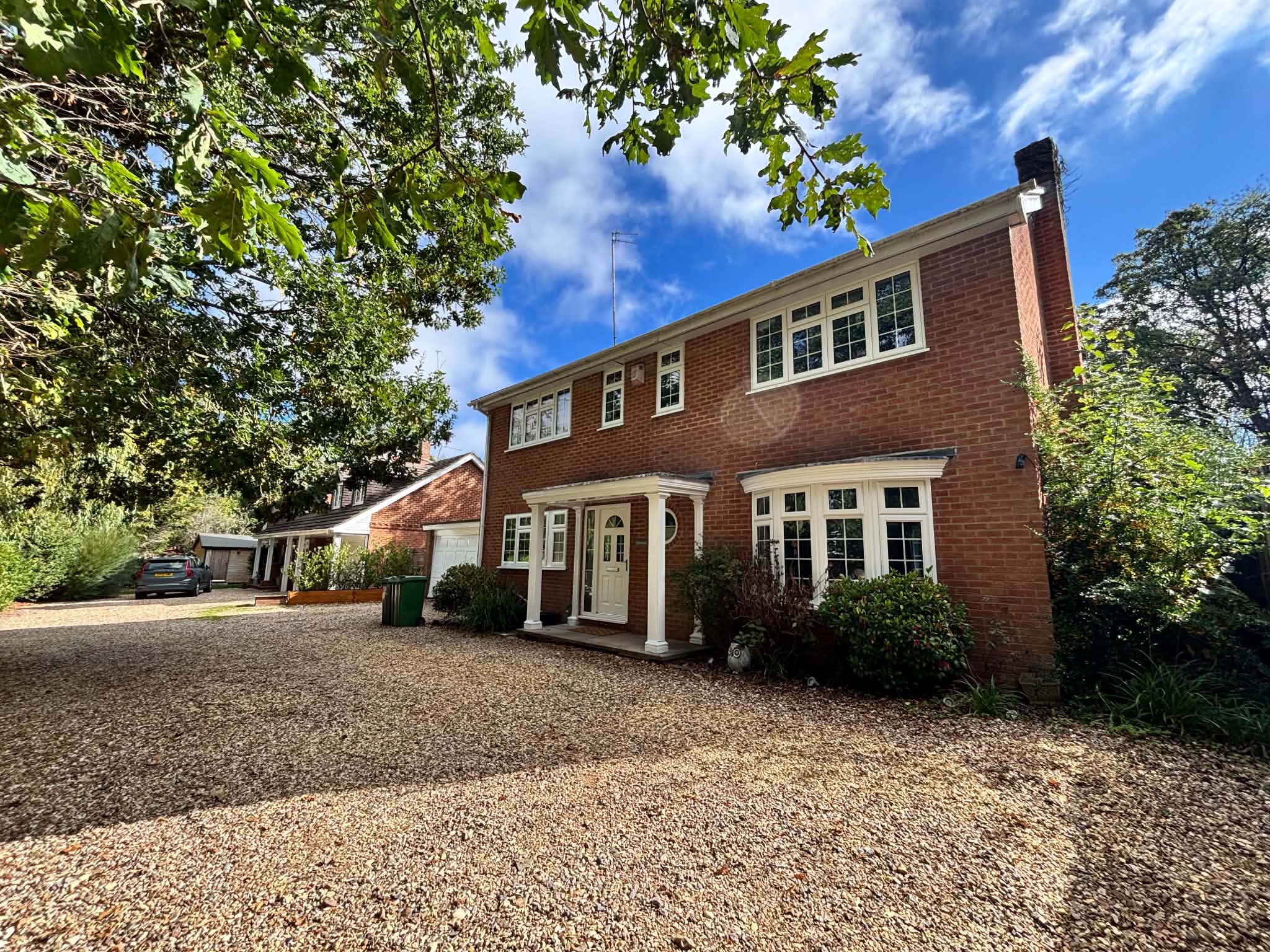 House Ashford Hill Road in Basingstoke and Deane