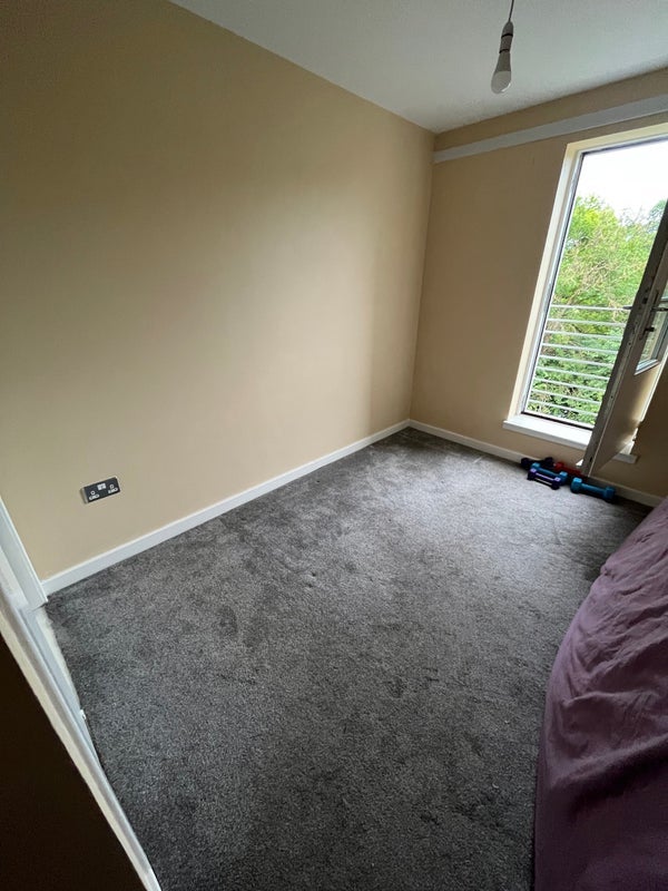 Room Waterside Place in Glasgow