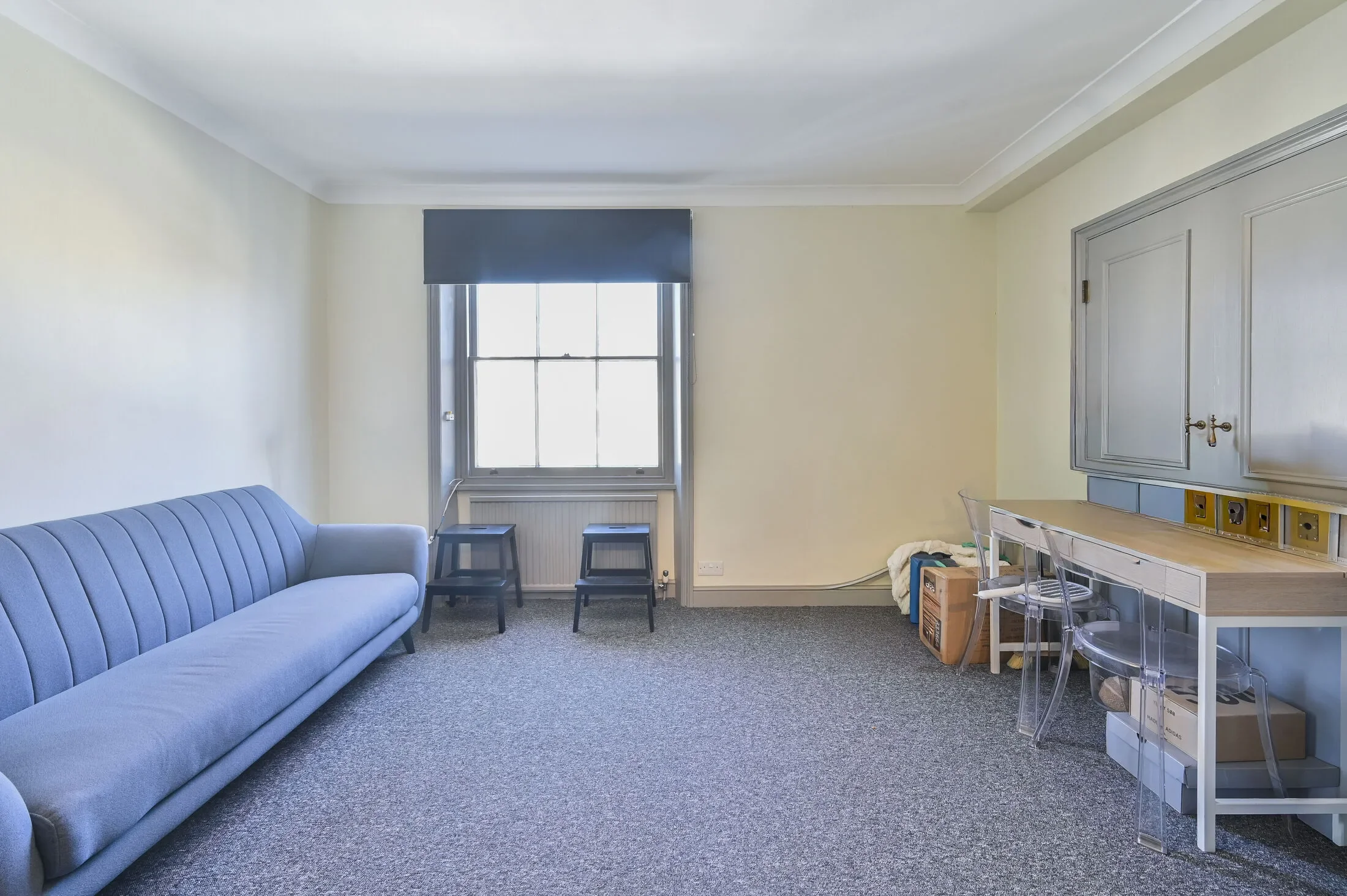 Flat Southwell Gardens in Greater London