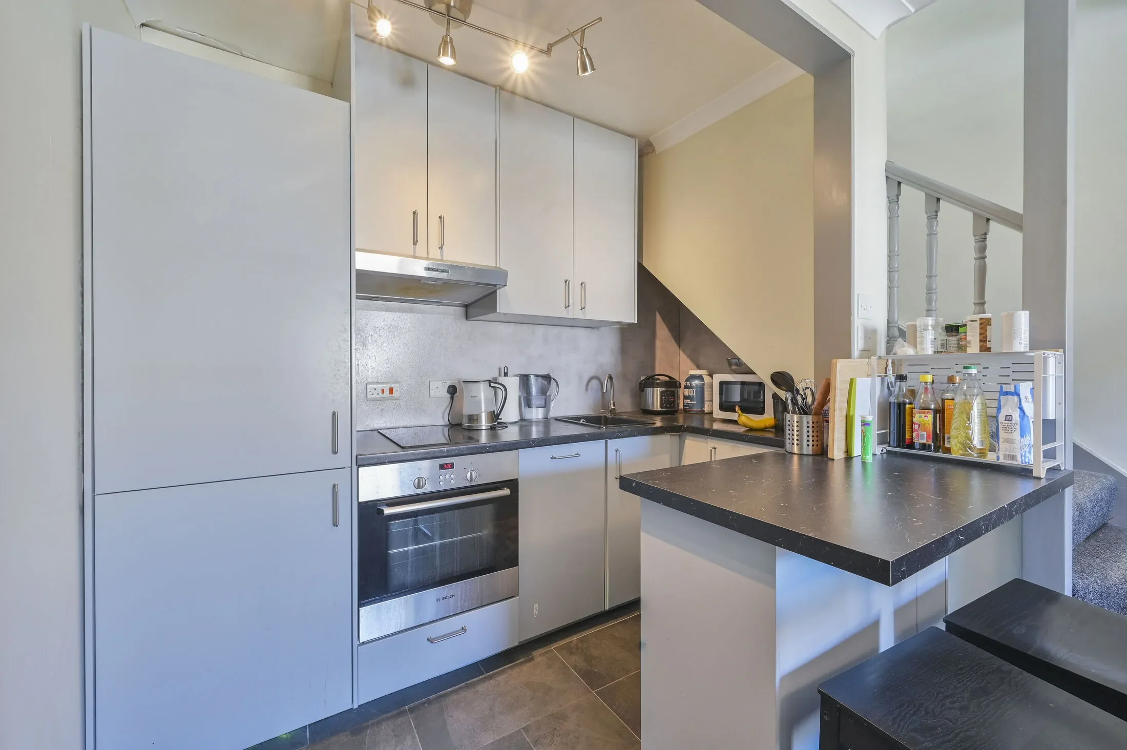 Flat Southwell Gardens in Greater London