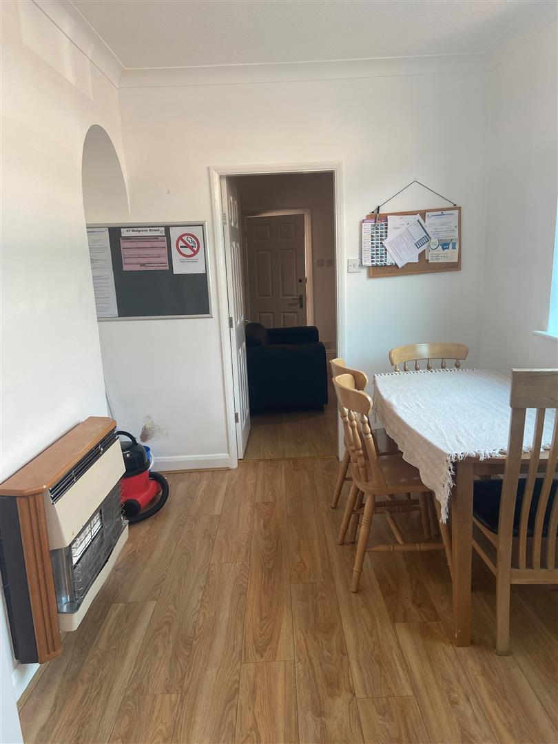 Room Falmouth Street in Hull