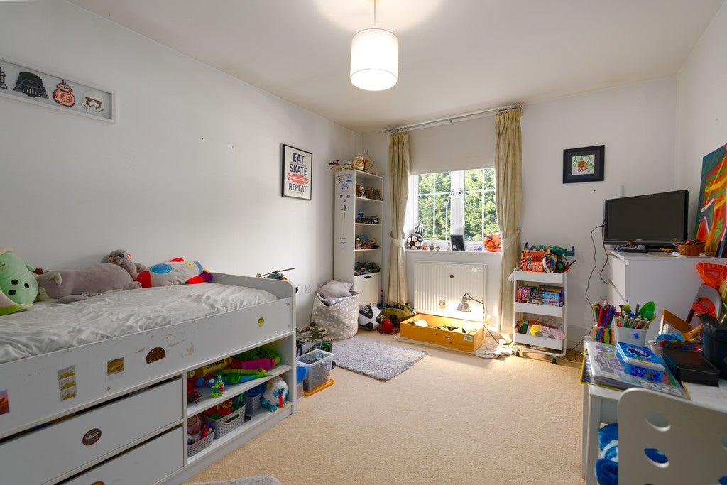 Flat Cavendish Court in Chester