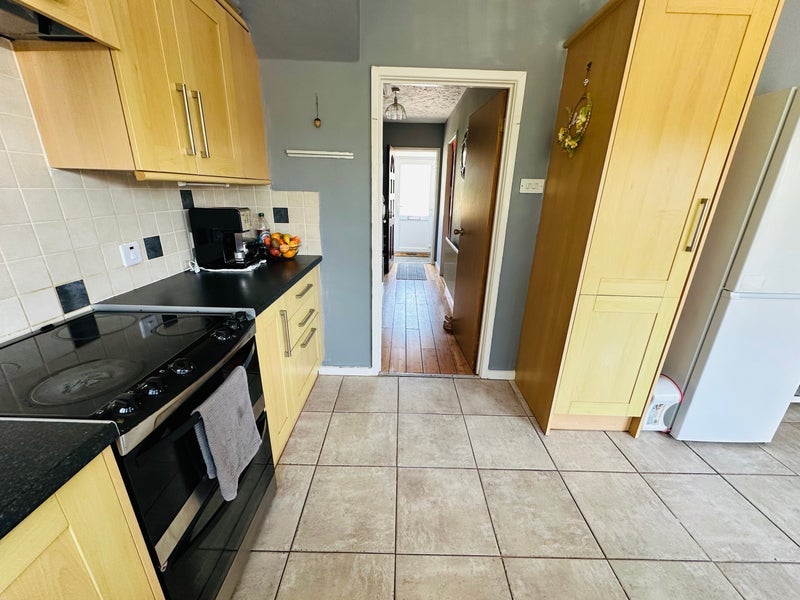 Room Blake Road in Bristol