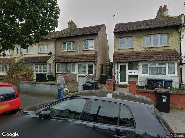 Room Blackhorse Lane in Greater London